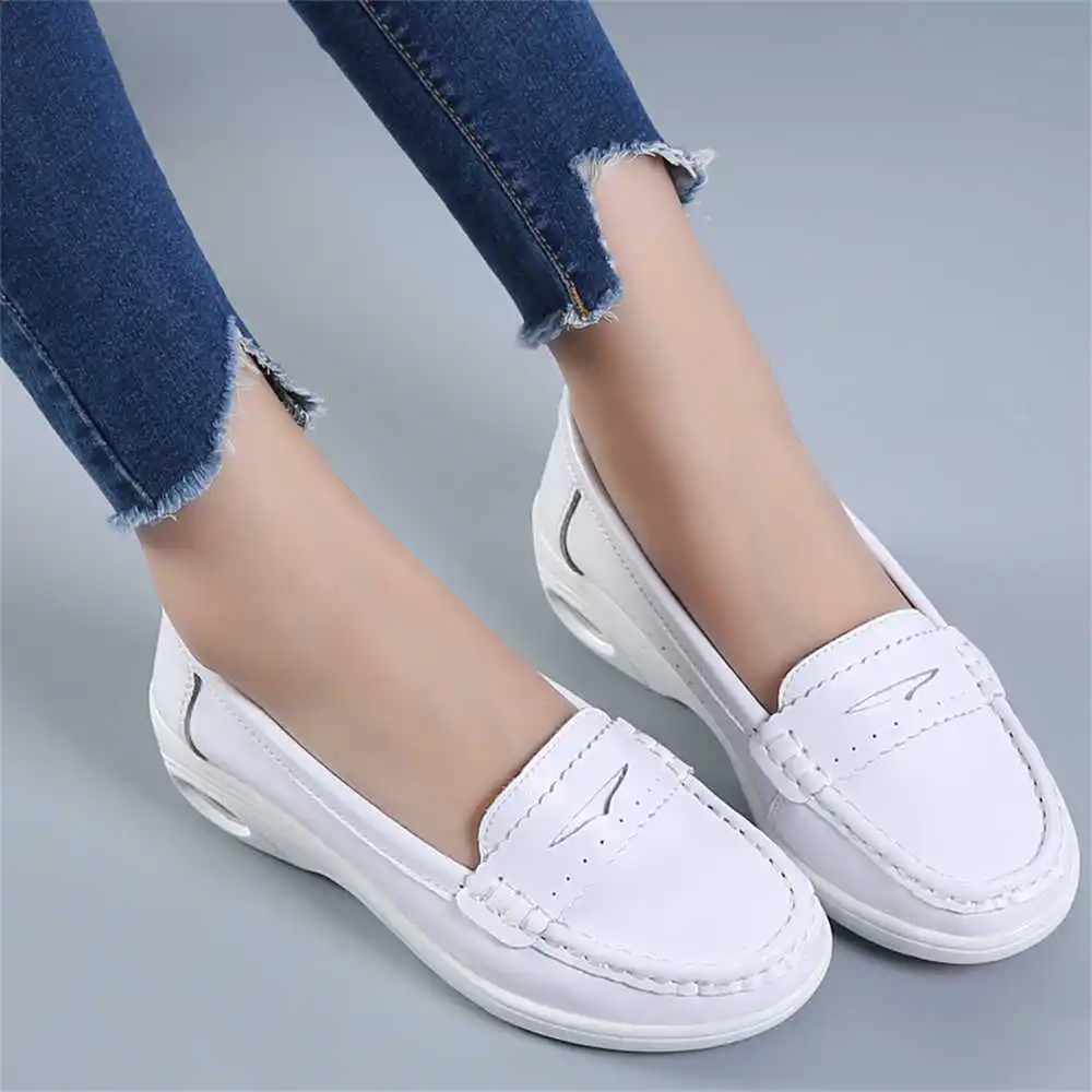 Thick Sole Slipon White Traine - Levels Of Men'S Formal Wear recension och pris