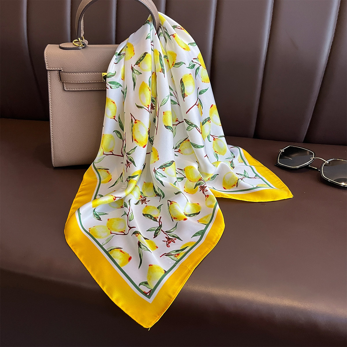 2025 New Yellow Lemon Print Sq - Silk Tie Woven recension och pris